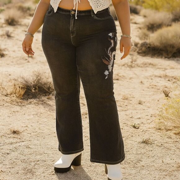 Y2K Faded Black Floral Eagle Embroidered Flare Jeans Plussize 24W - Picture 17 of 17